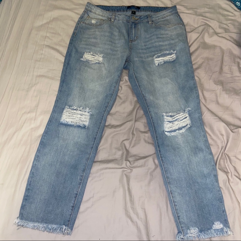 Light-wash Ripped Boyfriend Jeans